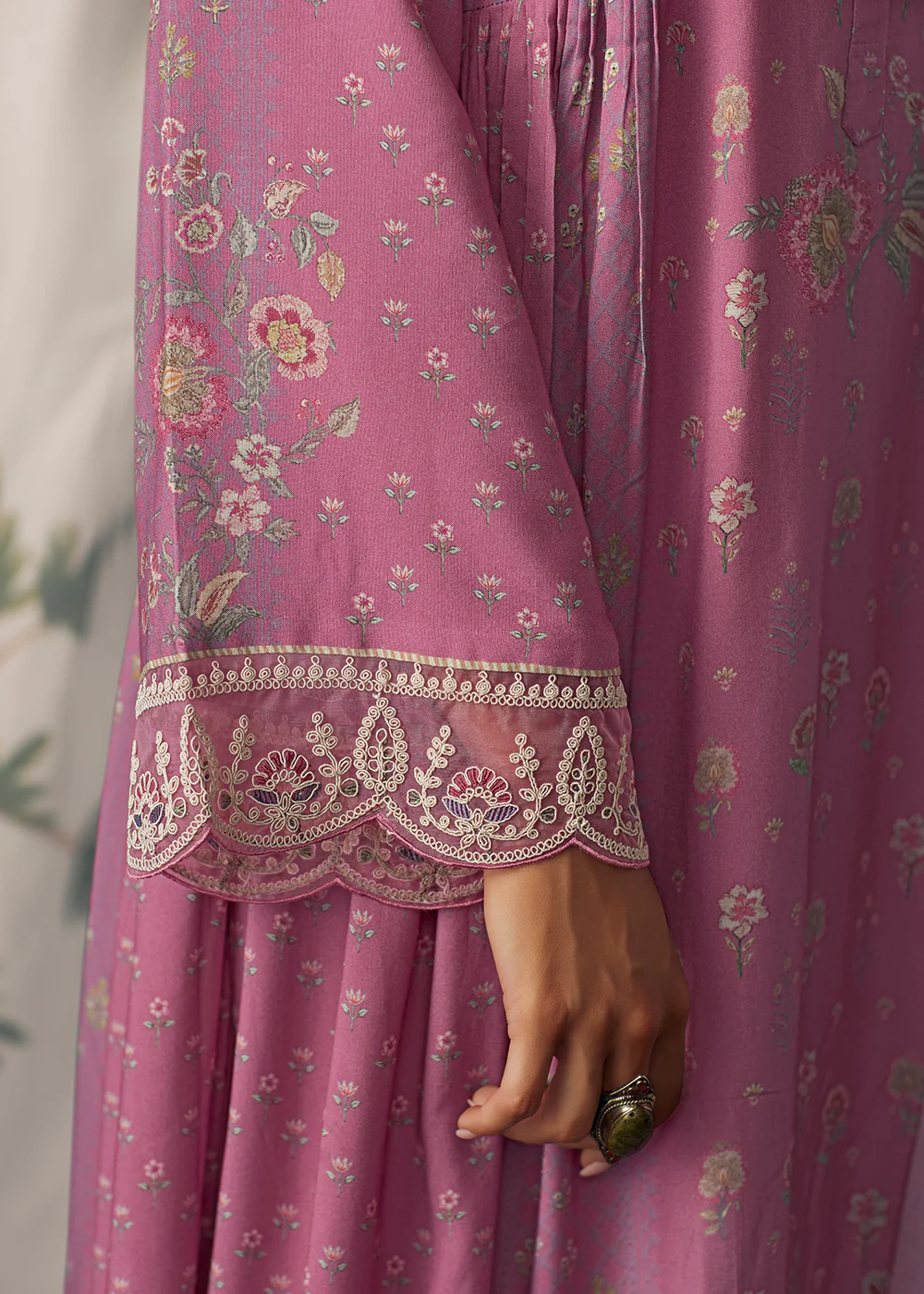 Thumb 4